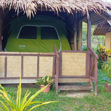 Tony'S Country Glamping With Chalet With Private Wash Room Accommodation El Nido Phòng bức ảnh